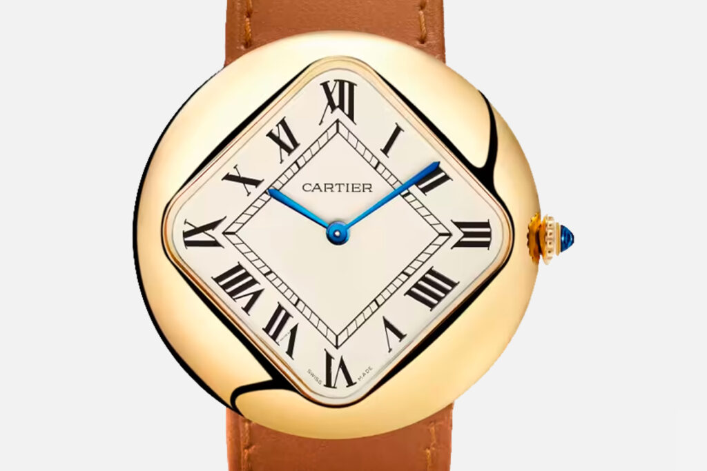 The dial of the New Cartier Pebble London created for the 50th Anniversary
