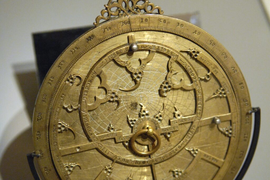 antico astrolabio