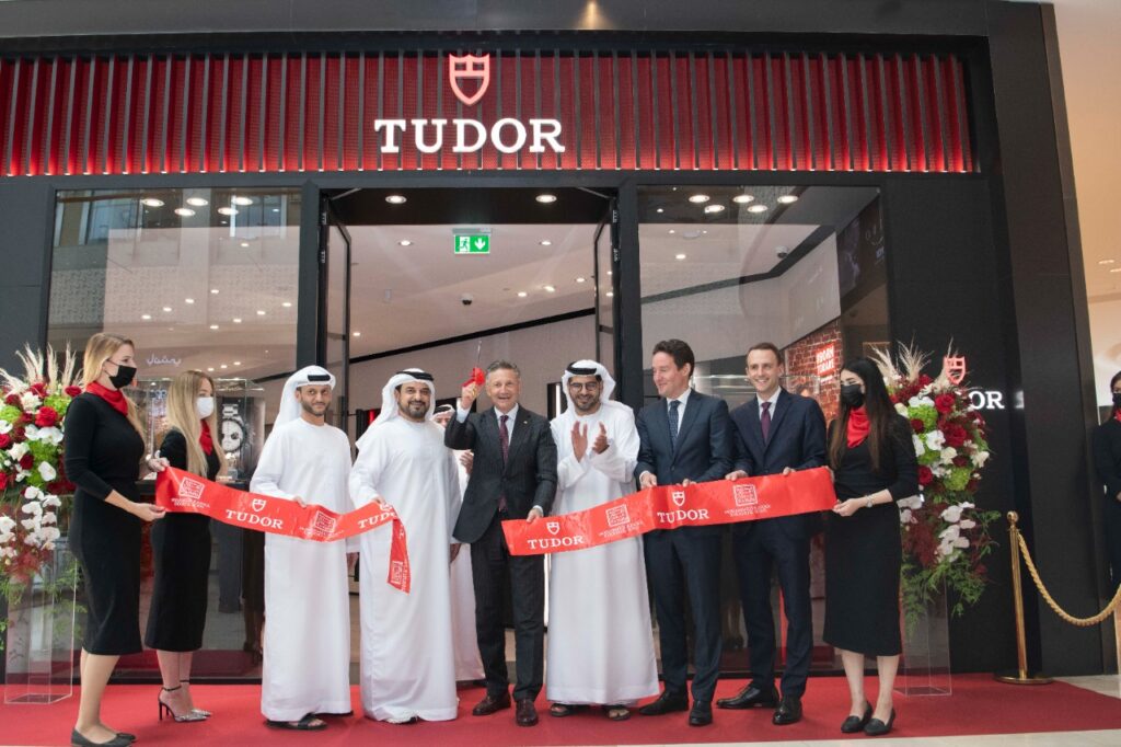 La Boutique Tudor monomarca più grande al mondo ad Abu Dhabi di Mohammed Rasool Khoory & Sons