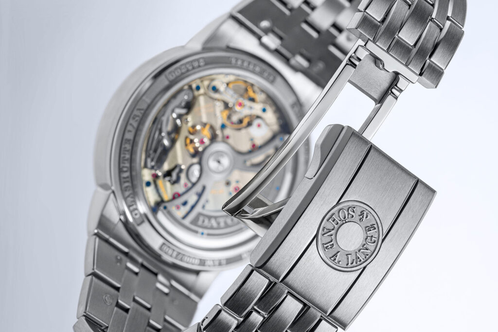 il retro e il bracciale dell'ODYSSEUS CRONOGRAFO di A. Lange & Söhne - Watches & Wonders 2023 